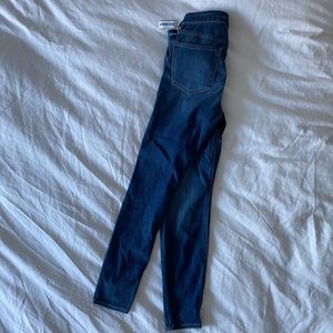 Old Navy New Size 6 Fitted Skinny Jeans